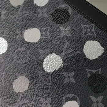 LV M81934 Louis Vuitton LV x YK Pochette Voyage Bag