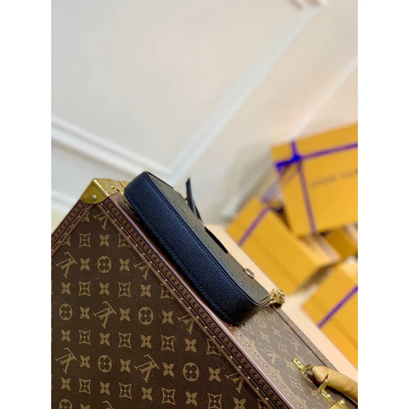 Louis Vuitton M80349 LV Easy Pouch ON Strap Monogram Bag