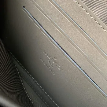 LV M59161 Louis Vuitton Alpha Wearable Wallet Green