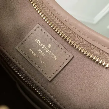 Louis Vuitton LV M46292 Carryall PM Monogram Tourterelle Gray