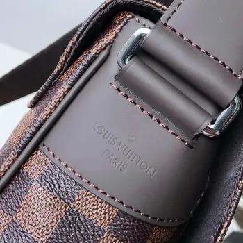 Louis Vuitton N41032 District MM Damier Ebène Bag
