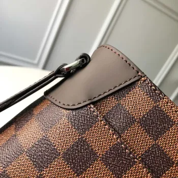 Louis Vuitton N41031 District PM Damier Ebène Bag
