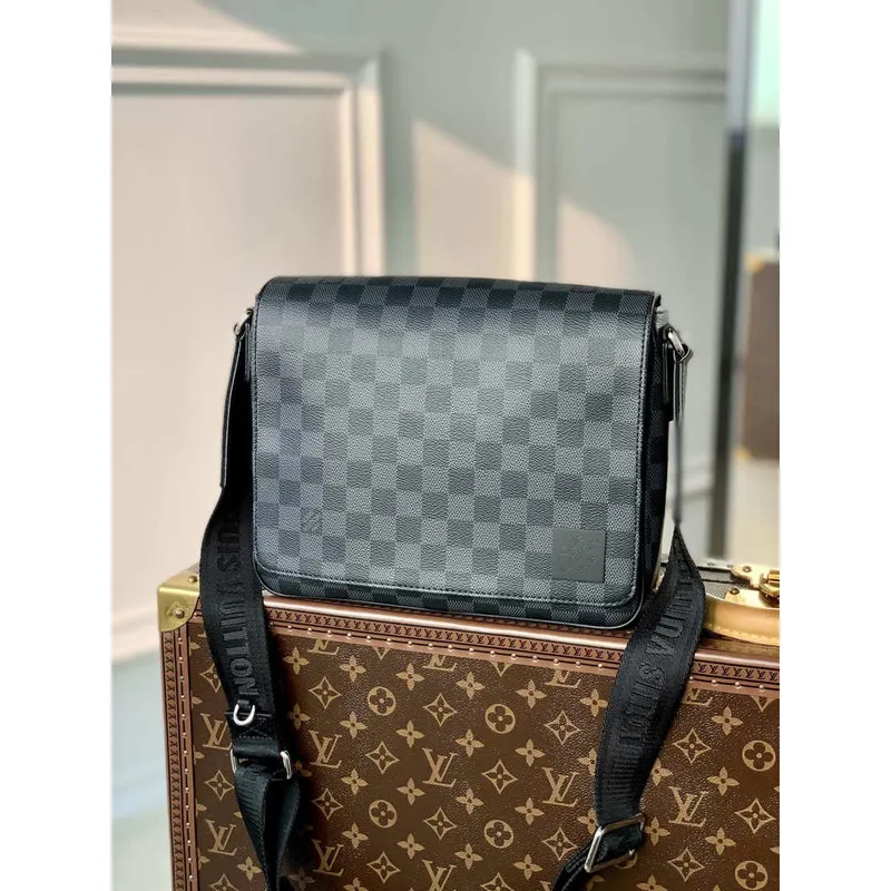 Louis Vuitton N42710 District PM Damier graphite Black
