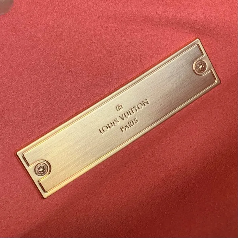 LV M20749 Louis Vuitton Dauphine MM Bag Monogram Fluo Pink