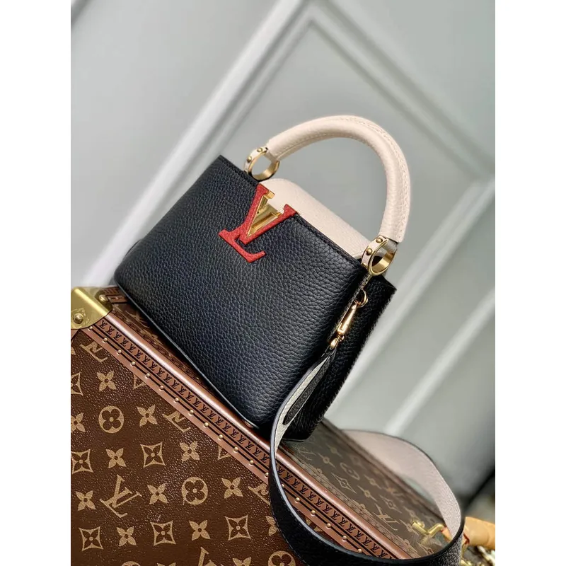 LV M21043 Louis Vuitton Capucines Mini Handbag Black / Greige Doux / Scarlet
