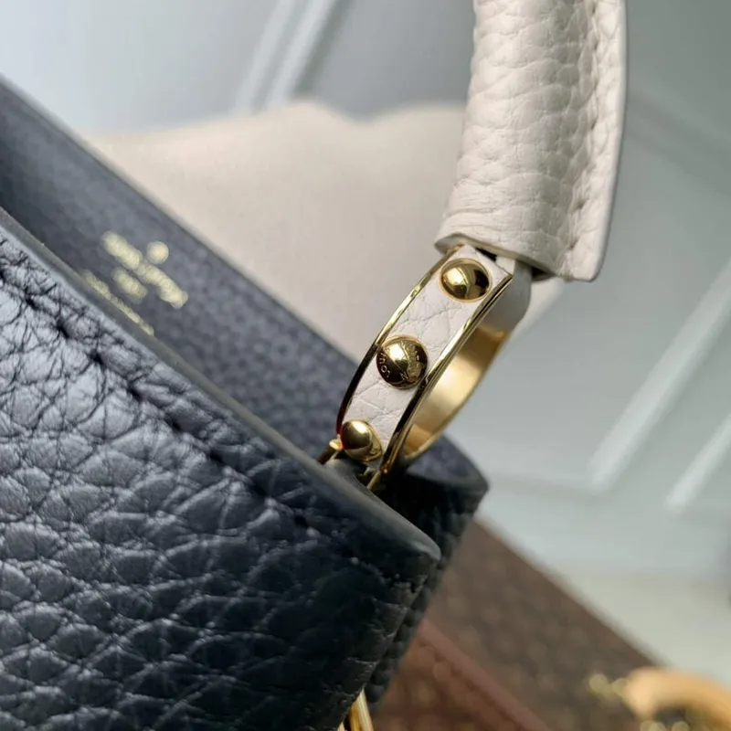 LV M21043 Louis Vuitton Capucines Mini Handbag Black / Greige Doux / Scarlet