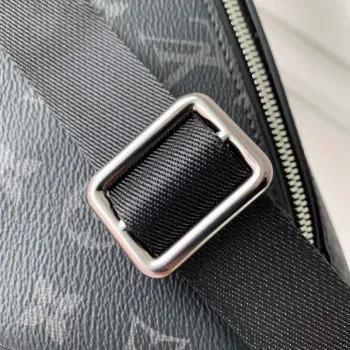 LV M46035 Louis Vuitton Discovery Bumbag PM Black