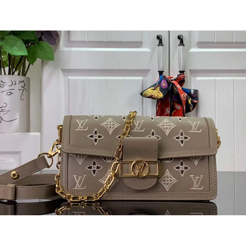 LV M20739 Louis Vuitton Dauphine East West Handbag Apricot
