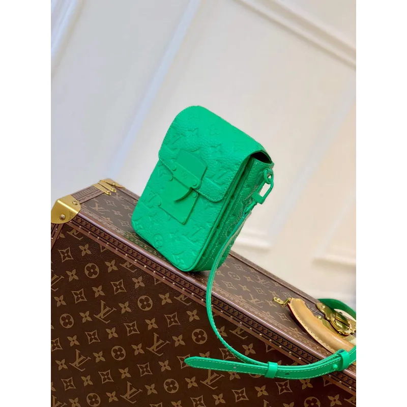 LV M81525 Louis Vuitton S LOCK Vertical Wearable Wallet Minty Green