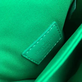 LV M81525 Louis Vuitton S LOCK Vertical Wearable Wallet Minty Green