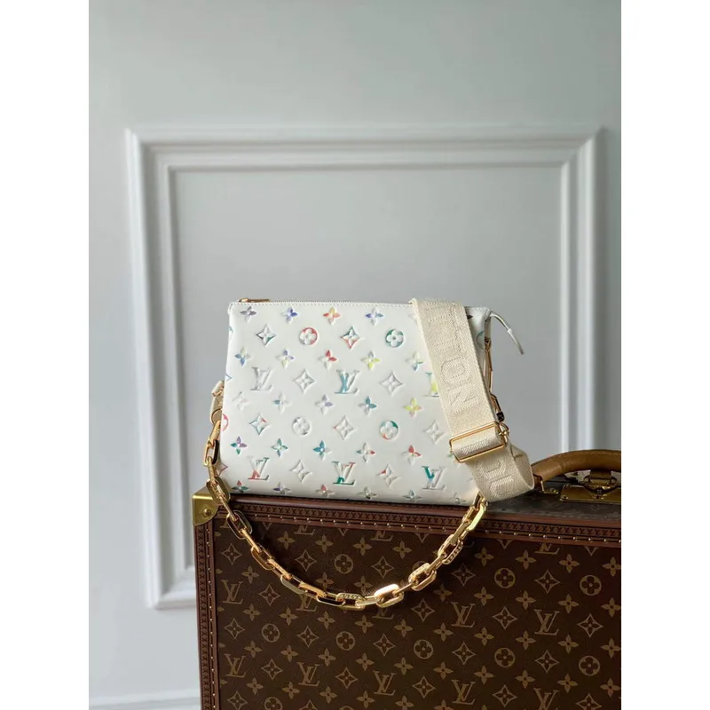 LV M21209 Louis Vuitton Coussin PM Handbag White