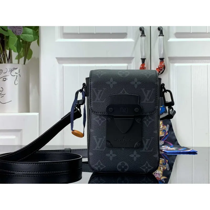 LV M81523 Louis Vuitton S Lock Vertical Wearable Wallet Monogram eclipse