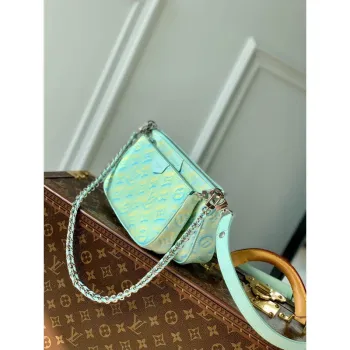LV M46180 Louis Vuitton Multi Pochette Accessoires Vert d’eau Green