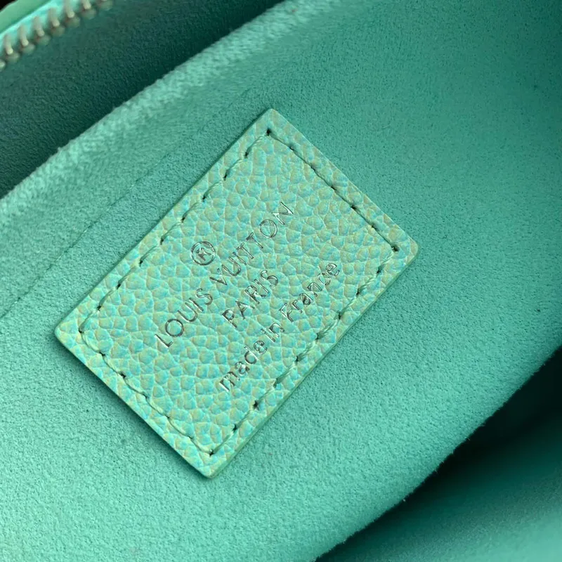 LV M46180 Louis Vuitton Multi Pochette Accessoires Vert d’eau Green