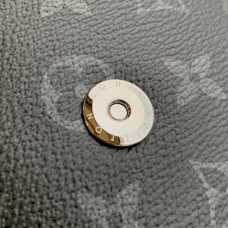 LV M45912 Louis Vuitton Saumur slingbag Monogram eclipse