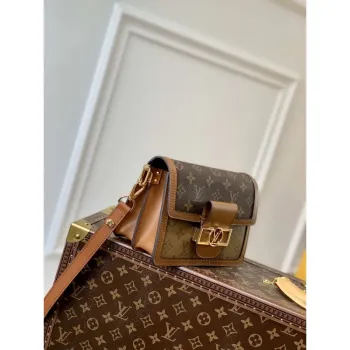 LV M45959 Louis Vuitton Dauphine Mini Bag Monogram