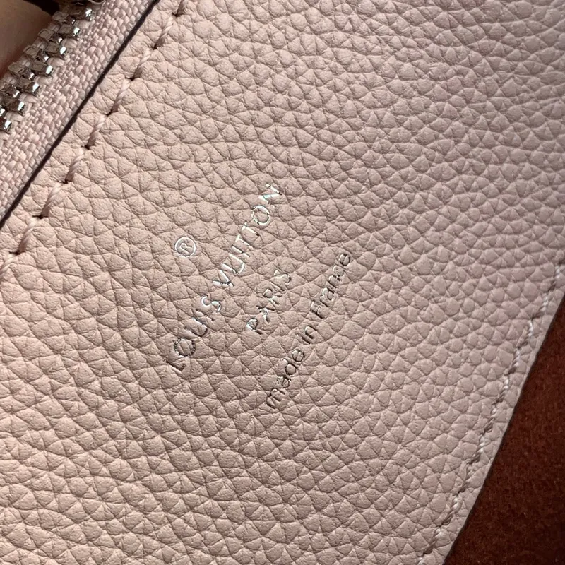 Louis Vuitton LV M59203 Bella Tote Mahina Crème Beige