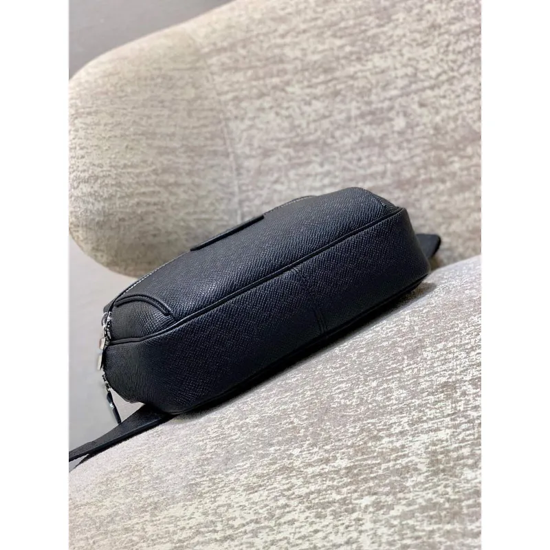 LV M30245 Louis Vuitton Outdoor Bumbag Black