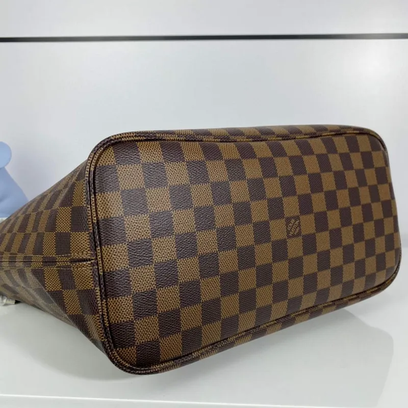 Louis Vuitton LV N41358 Neverfull MM Damier Ebene Cerise Red