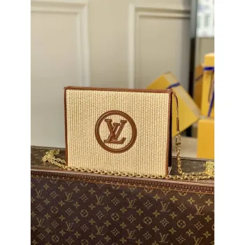 LV M81366 Louis Vuitton Toiletry Pouch on chain Tan