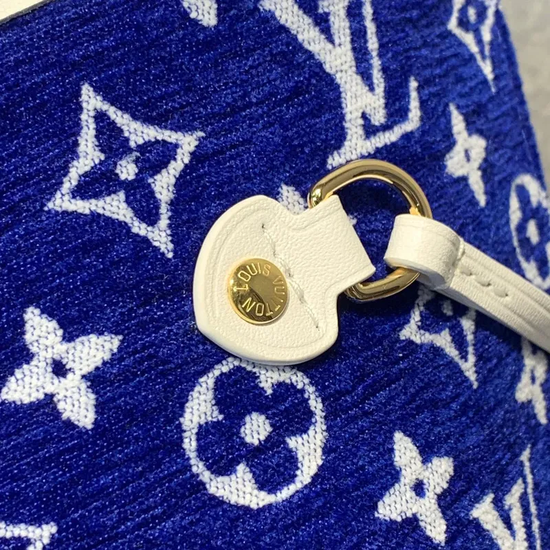 Louis Vuitton LV M46220 Neverfull MM Tote Bag Blue