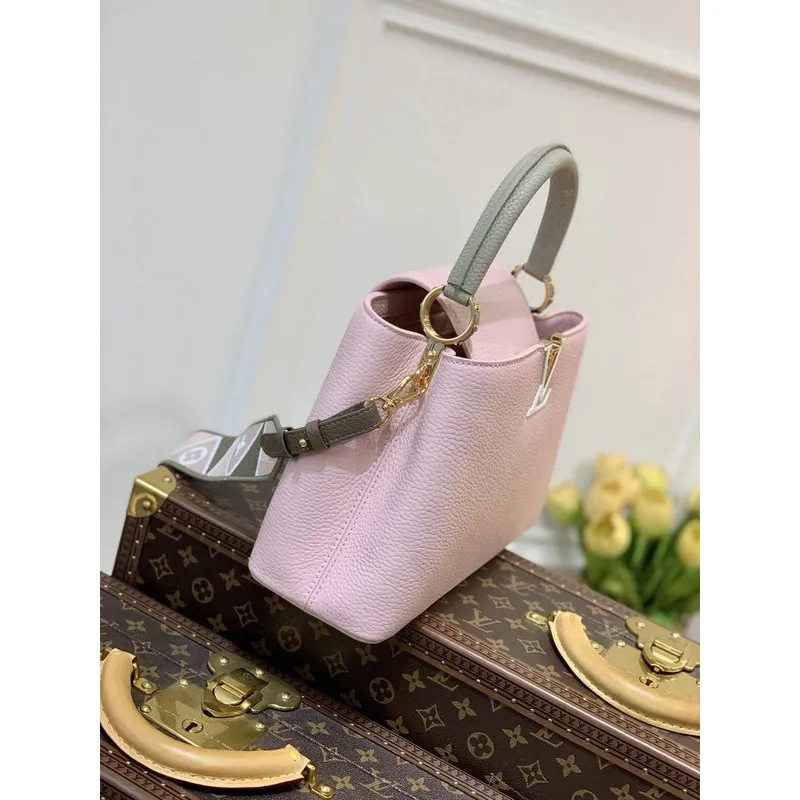 LV M59060 Louis Vuitton Capucines MM Handbag Rose Beige