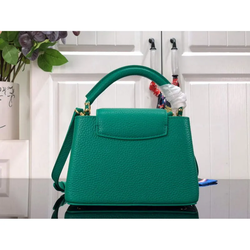 LV M56071 Louis Vuitton Capucines Mini Handbag Green