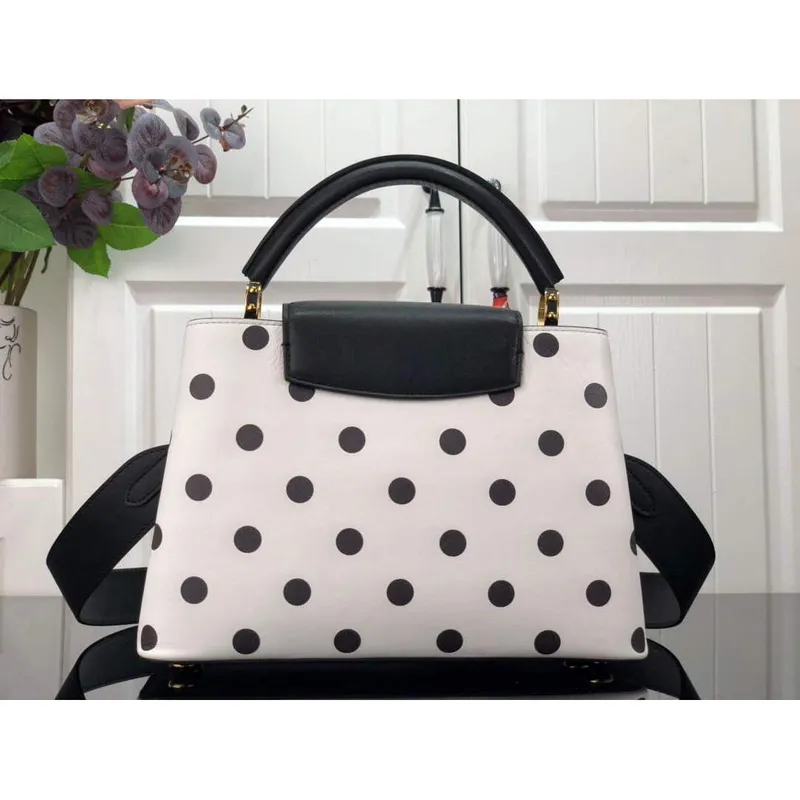 LV M20373 Louis Vuitton Capucines BB Handbag