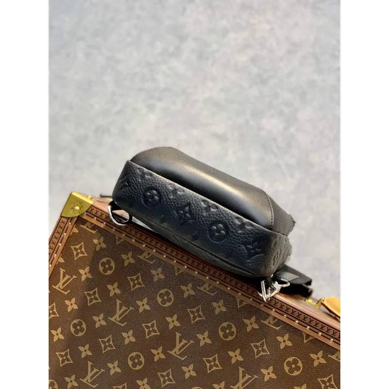 LV M59926 Louis Vuitton Avenue Slingbag Other Leathers