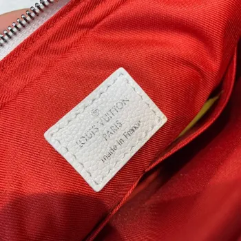 LV M20665 Louis Vuitton Trio Messenger Other Leathers