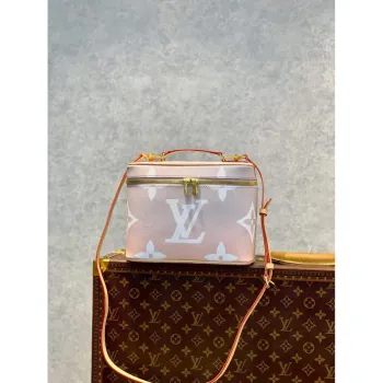 LV M80357 Louis Vuitton Nice BB Toiletries Bag