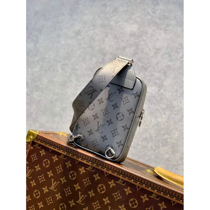 LV M30833 Louis Vuitton Outdoor Slingbag Gunmetal gray