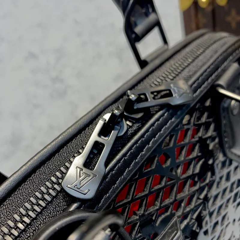 LV M20355 Louis Vuitton Alma PM Handbag Patent Calfskin Black