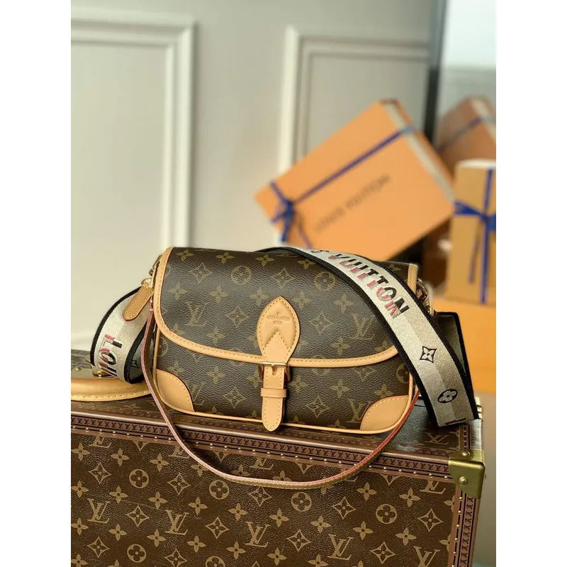 LV M46049 Louis Vuitton Diane Monogram M45985 Bag Black