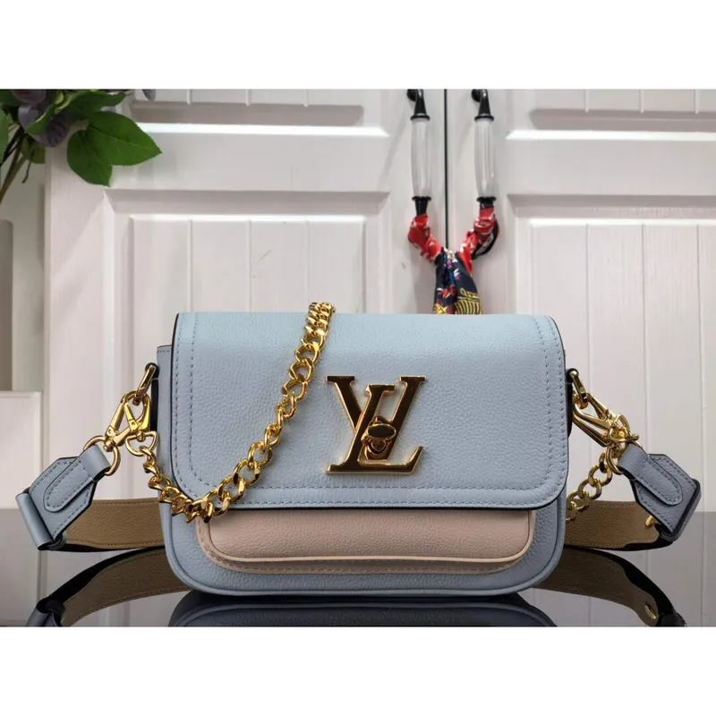 LV M59984 Louis Vuitton Lockme Tender Bleu