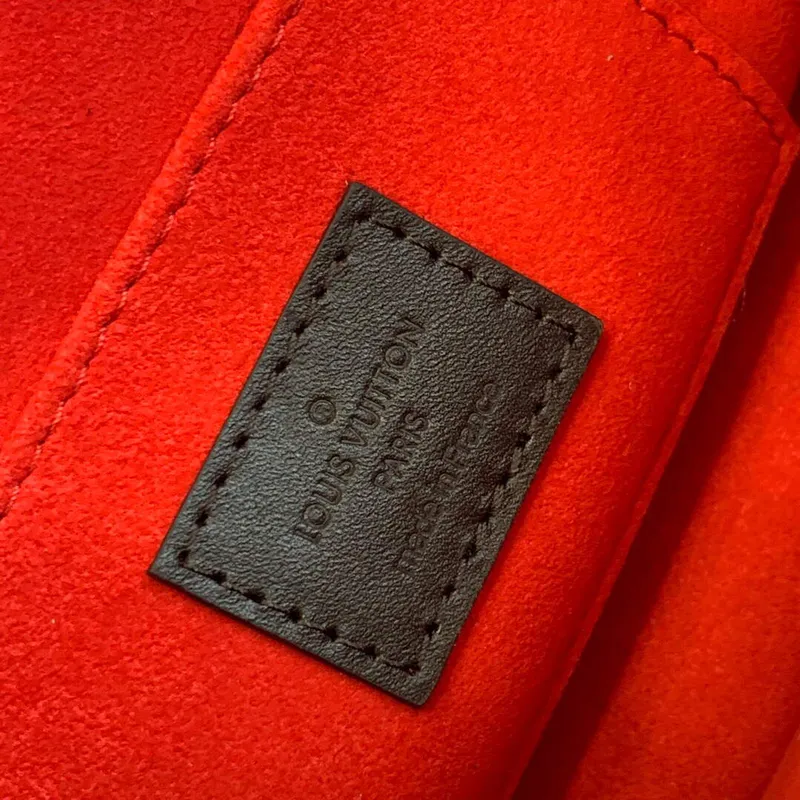 LV M20359 Louis Vuitton Mini Dauphine Handbag Black