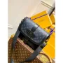 LV M45911 Louis Vuitton Saumur Messenger Black