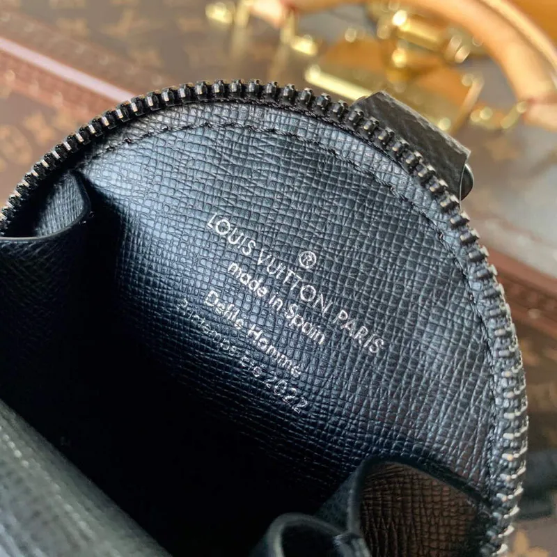 LV M59681 Louis Vuitton In The Loop Trio Pouch Monogram