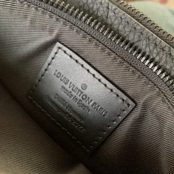 LV M59681 Louis Vuitton In The Loop Trio Pouch Monogram