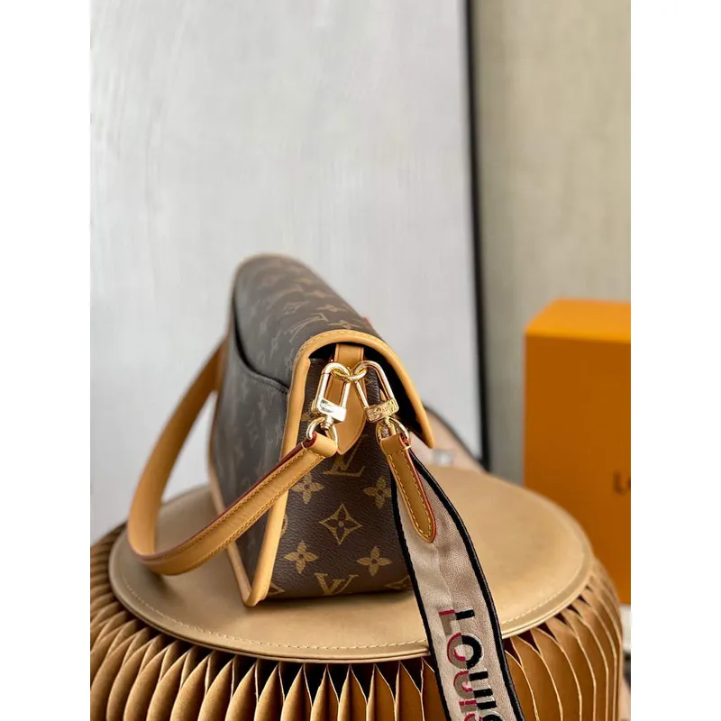 Louis Vuitton LV M45985 Diane Monogram Crossbody bag