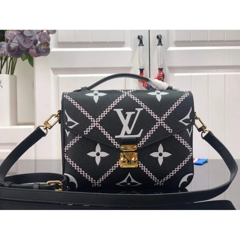 Louis Vuitton M46028 LV M46018 Pochette Metis Monogram Black