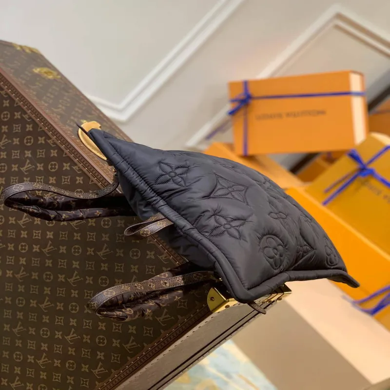 LV M58981 Louis Vuitton New Backpack Black