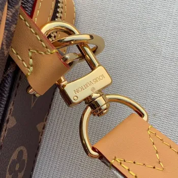 LV M45965 Louis Vuitton Trio Messenger Monogram