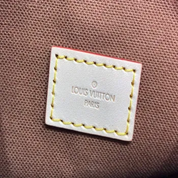 LV M80874 Louis Vuitton Fold Me Pouch