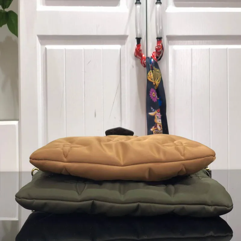 LV M58977 Louis Vuitton Maxi Multi Pochette Accessoires Handbag M58980