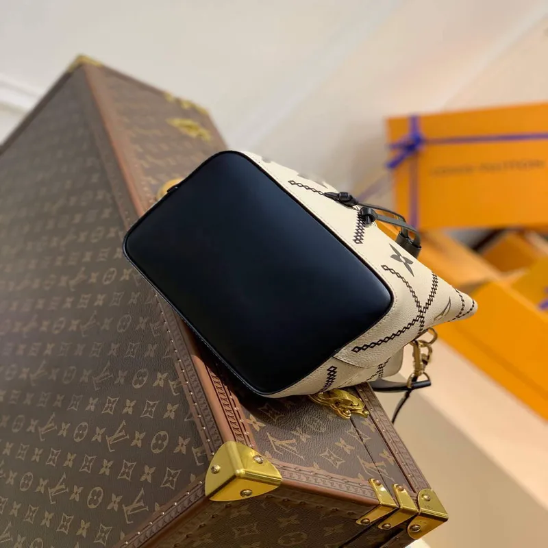 LV M46023 Louis Vuitton NéONOé BB Bucket Bag Beige