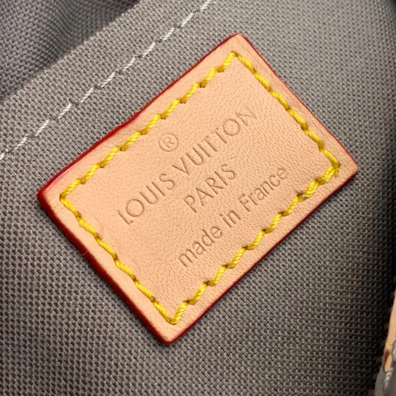 LV M68906 Louis Vuitton Mini Soft Trunk Bag Patent Silver