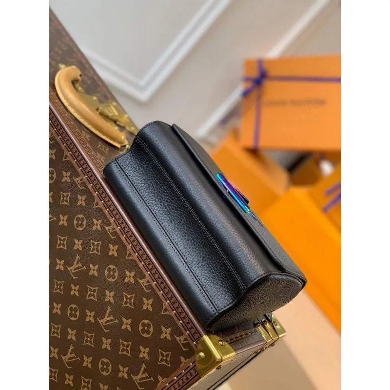 LV M58597 Louis Vuitton Twist Medium Bag Black