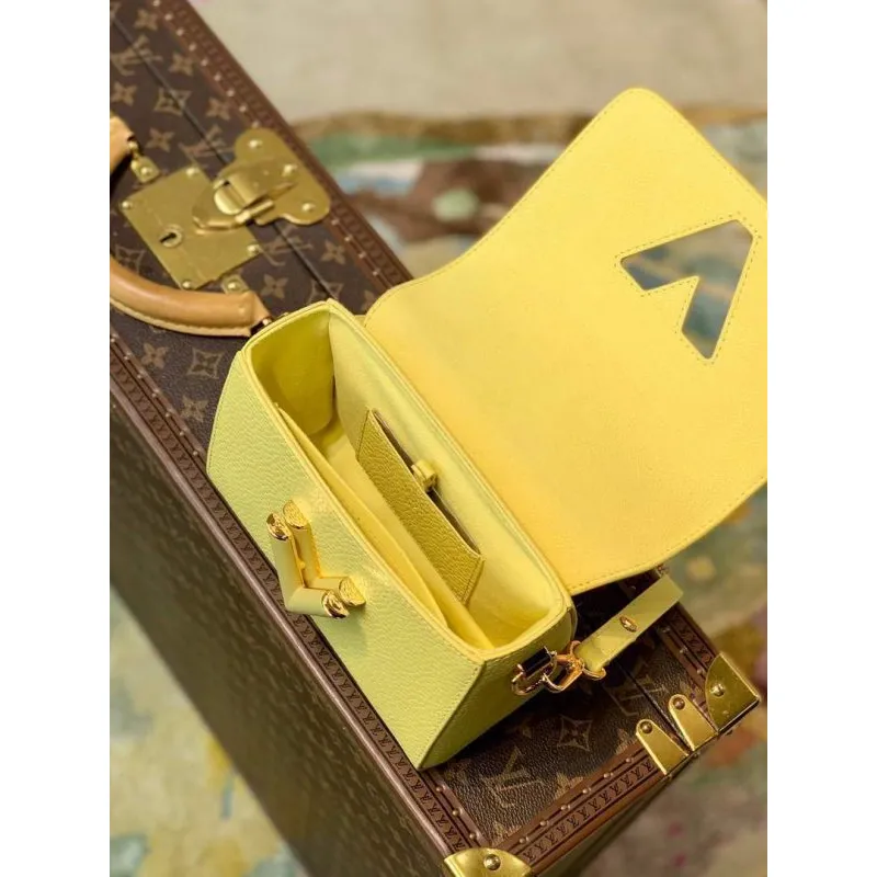 LV M58571 Louis Vuitton Twist PM Leathers Handbag Ginger Yellow