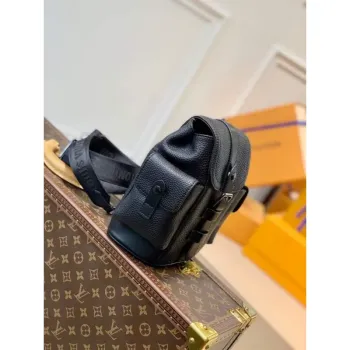 LV M58495 Louis Vuitton Christopher XS Bag Black M58493